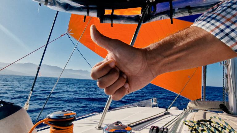 6 день.00_04_36_13.Still019